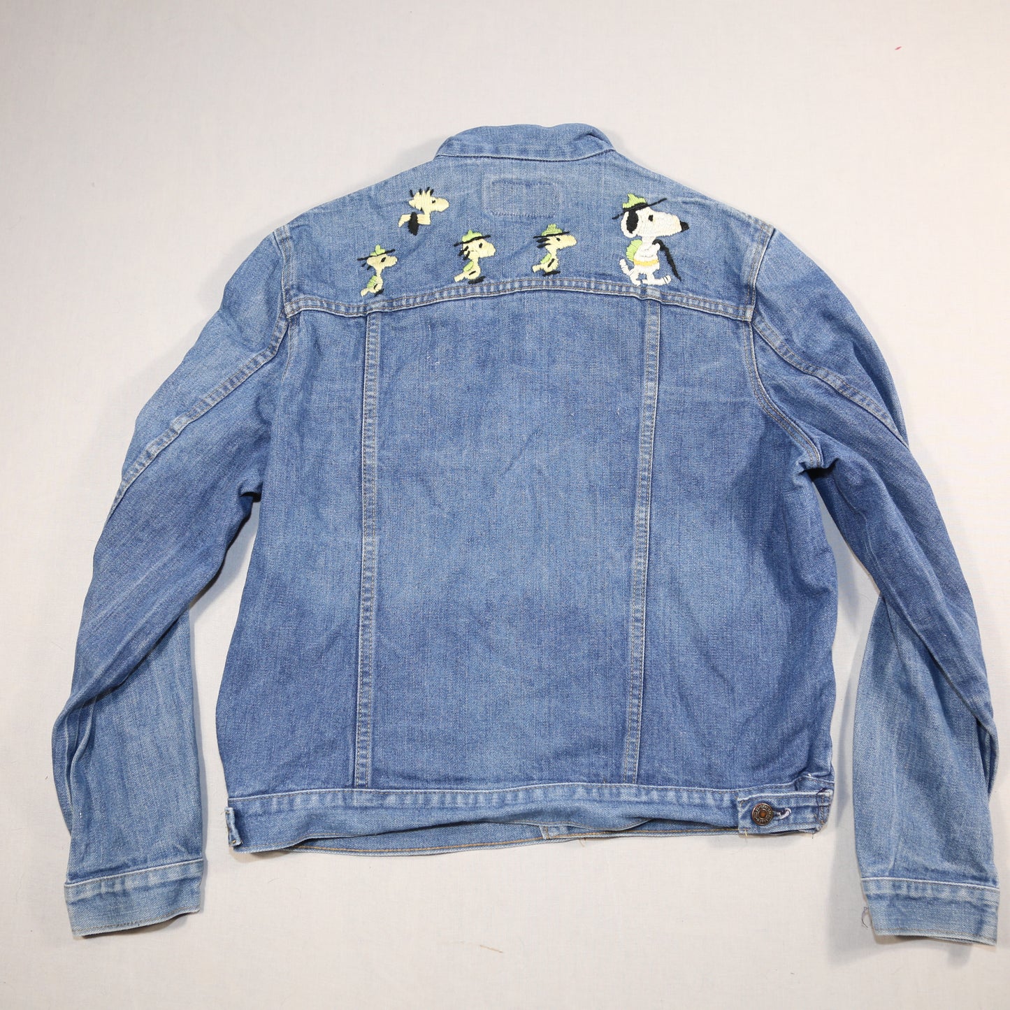 Snoopy Embroidered Levi's Denim Jacket - M