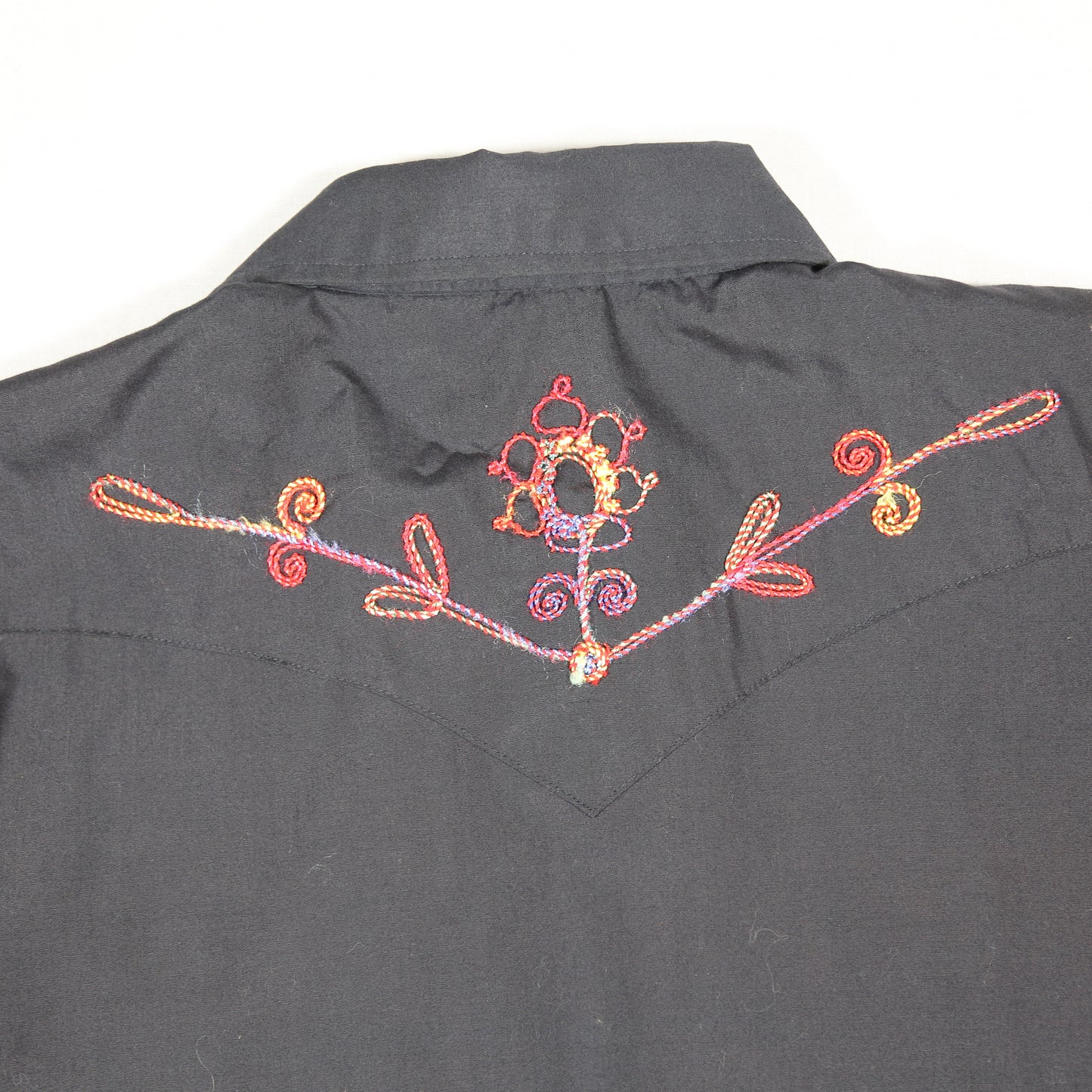 Floral embroidered Western Shirt - M