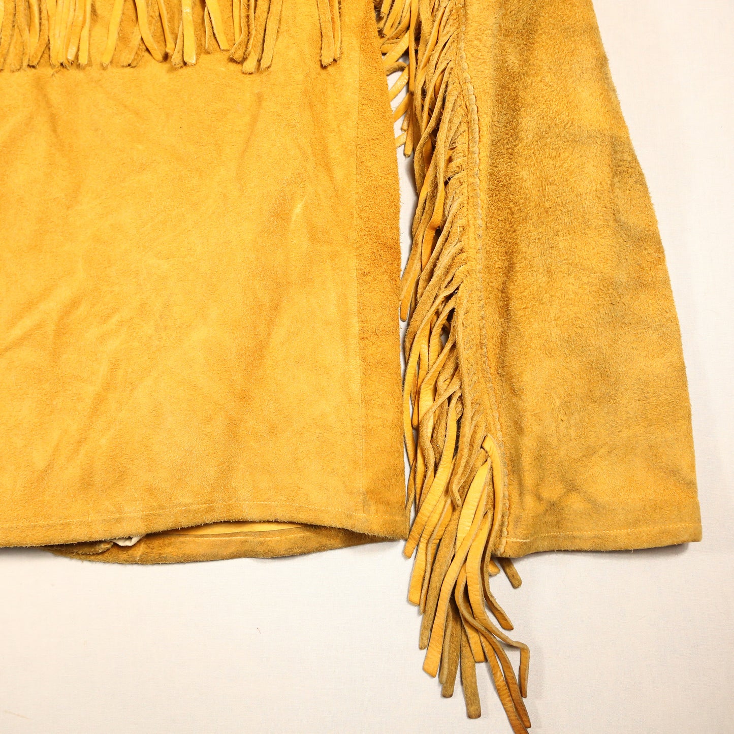 1950's Buckskin Fringe jacket with Chippewa Beadwork - M
