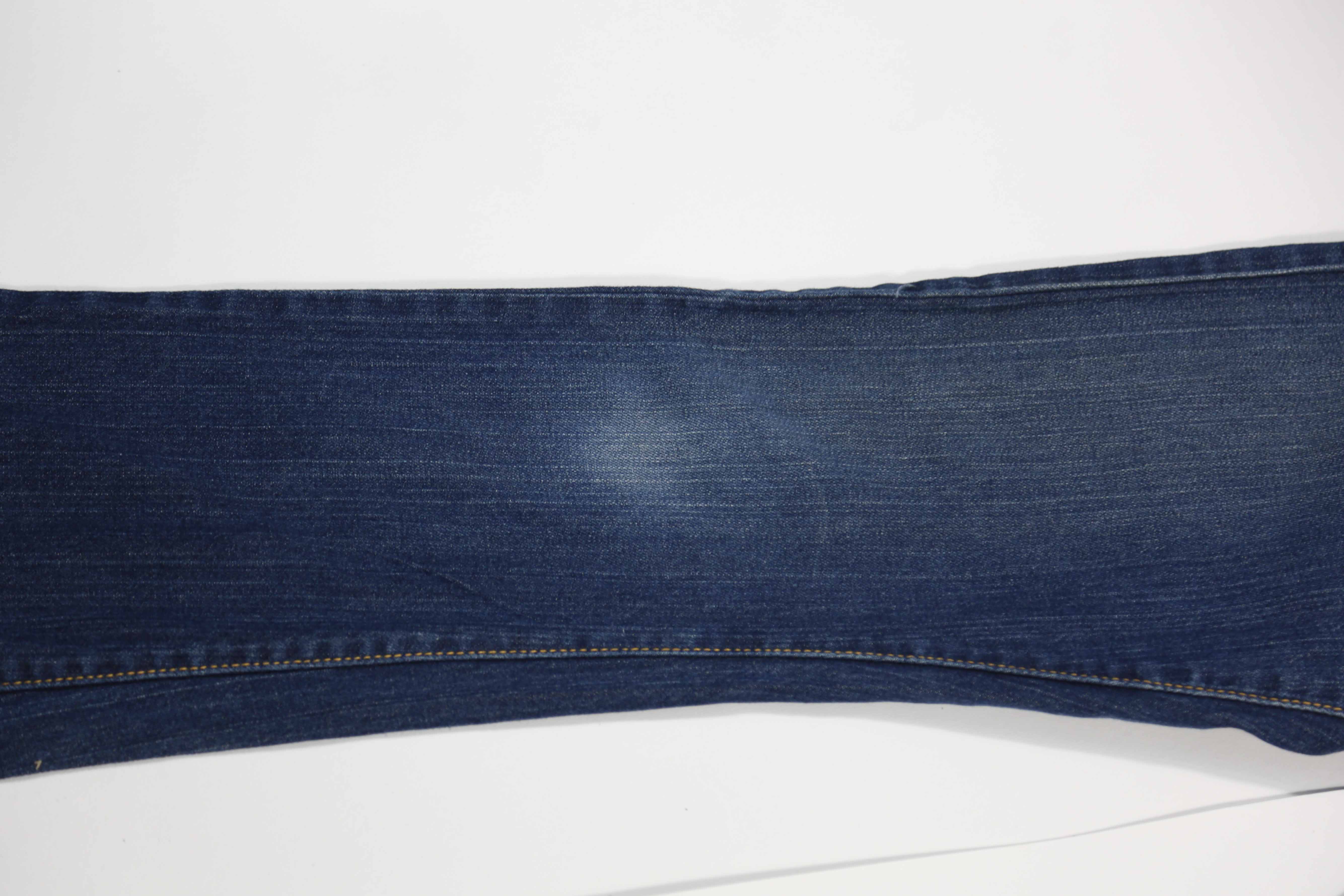 Levi's 542 low outlet rise flare