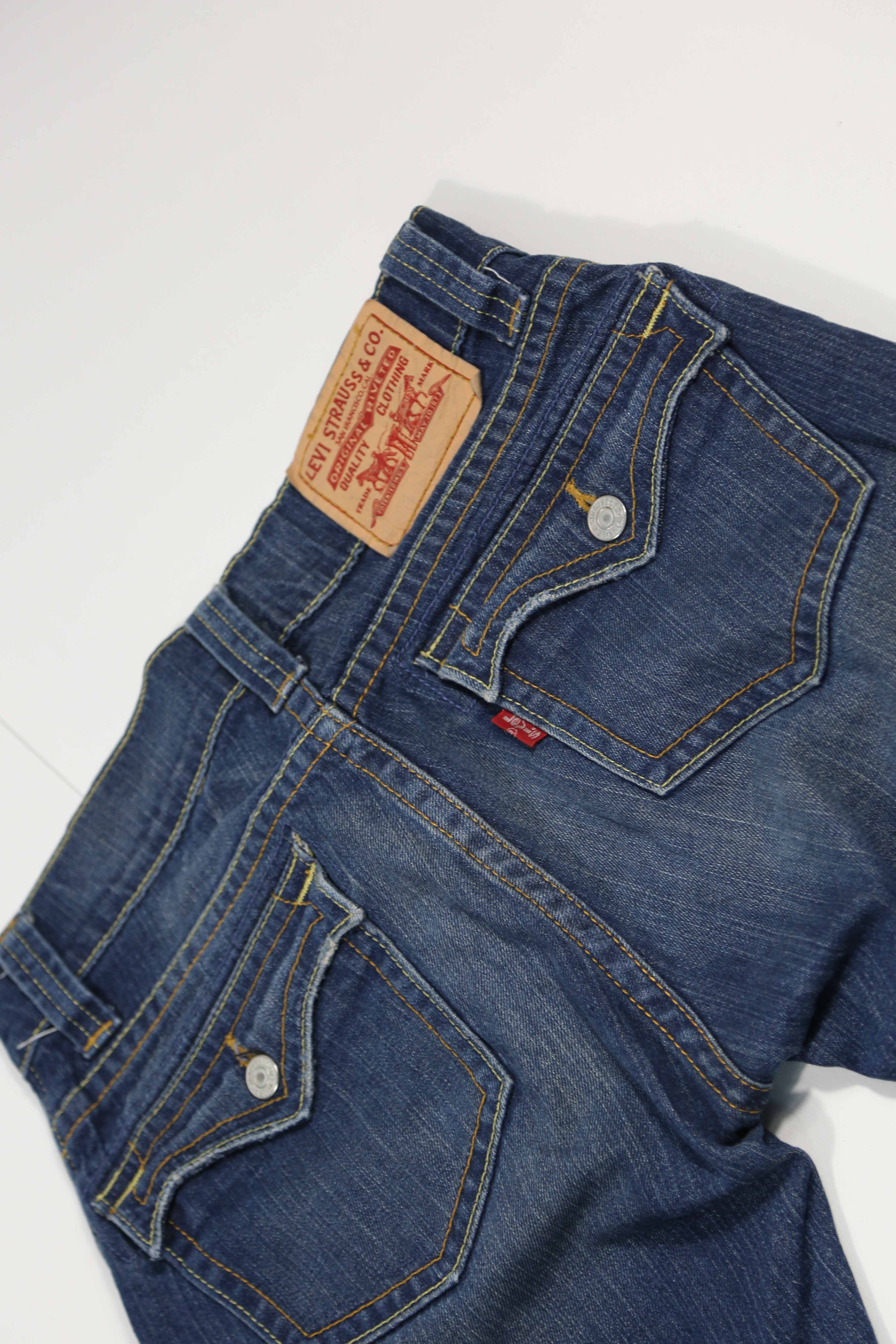 Women's levi's 542 clearance low flare