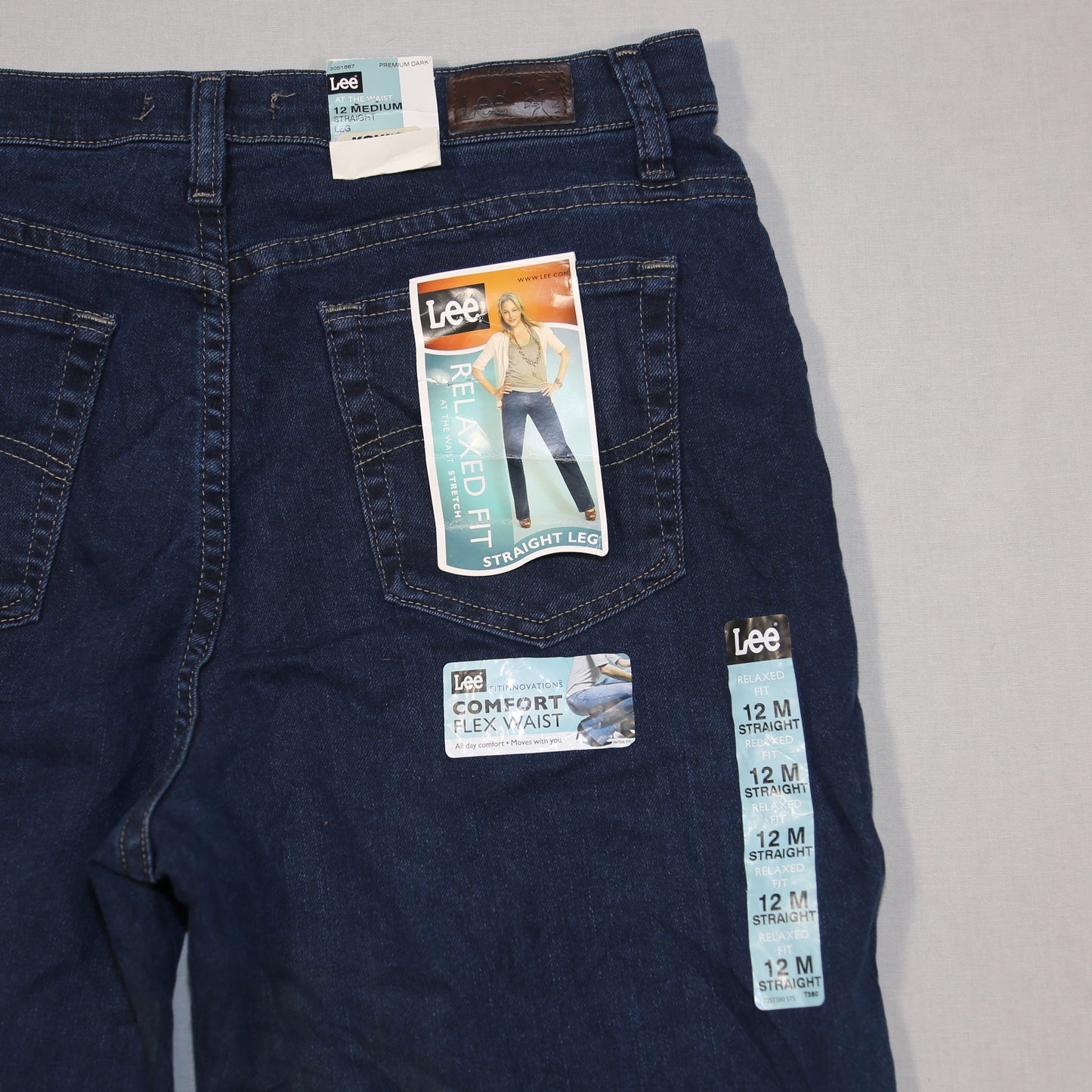 BNWT Women's Lee Relaxed Fit Jeans - W:30 L:30