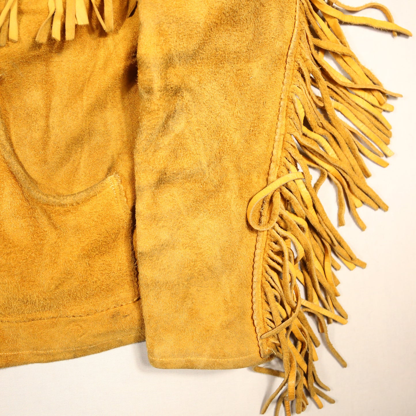 1950's Buckskin Fringe jacket with Chippewa Beadwork - M
