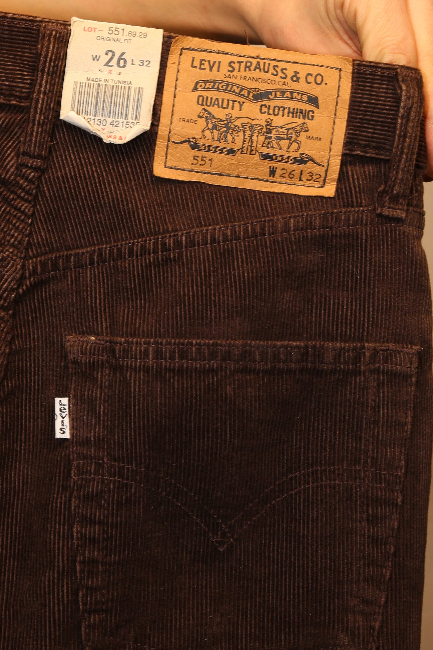 26 32 Levi Corduroy 551 - Brand New Dead Stock - Size 6